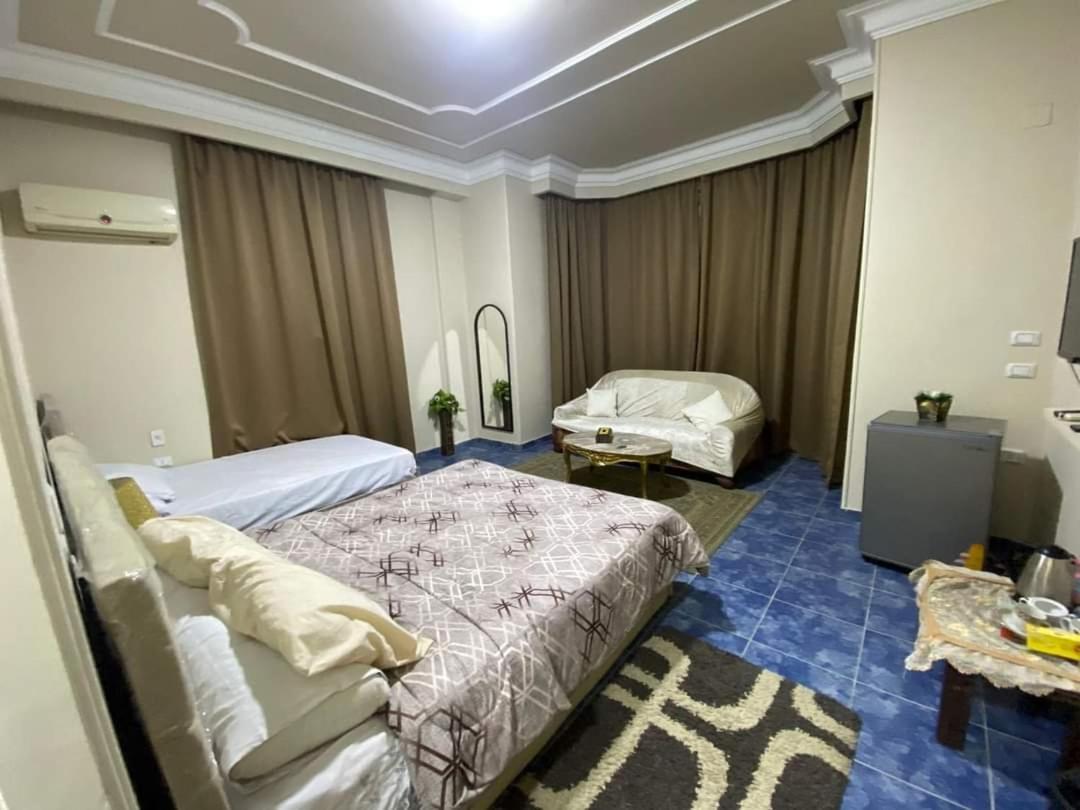 Richard Pyramids Inn Hotel Kafret el-Gabal Exterior photo