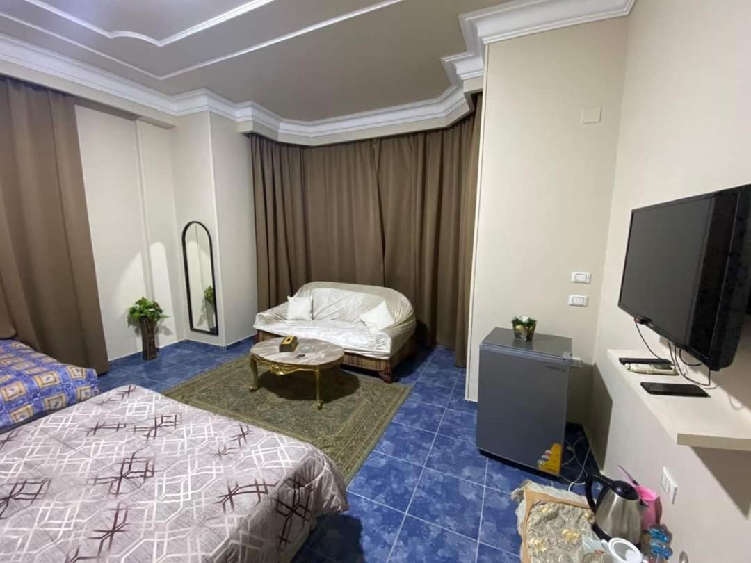 Richard Pyramids Inn Hotel Kafret el-Gabal Exterior photo