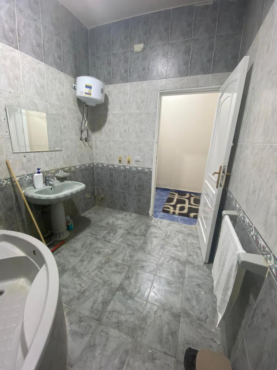 Richard Pyramids Inn Hotel Kafret el-Gabal Room photo